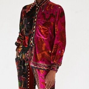 Farm Rio mixed scarfs velvet button down shirt size medium